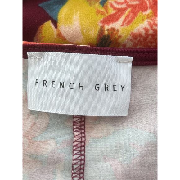 FRENCH GREY Multicolor Floral Print Short Sleeve Tunic - Picture 7 of 8